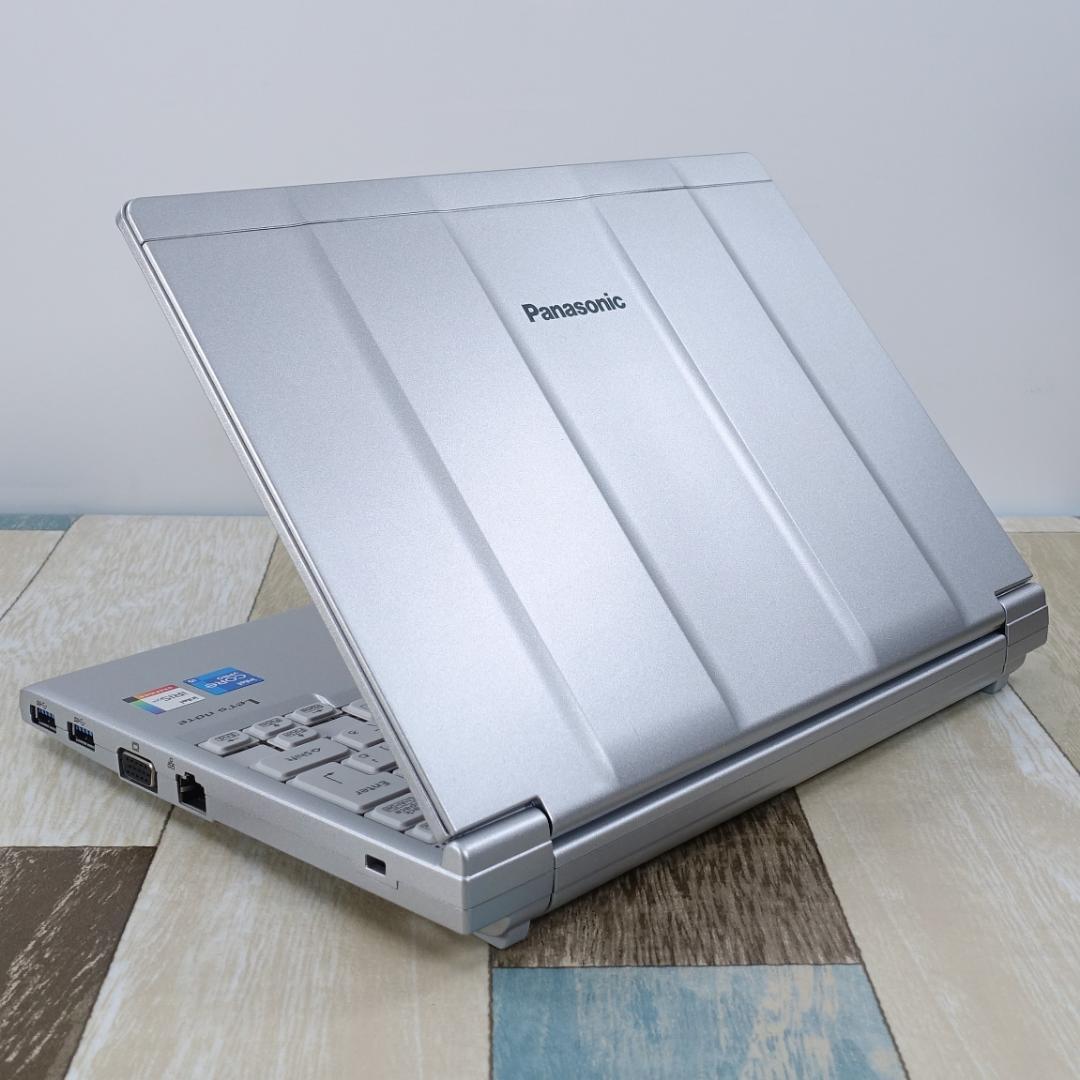 超高速大容量新品ＳＳＤ１ＴＢ搭載✨極美品✨累積使用１７８０時間✨ノートパソコン✨