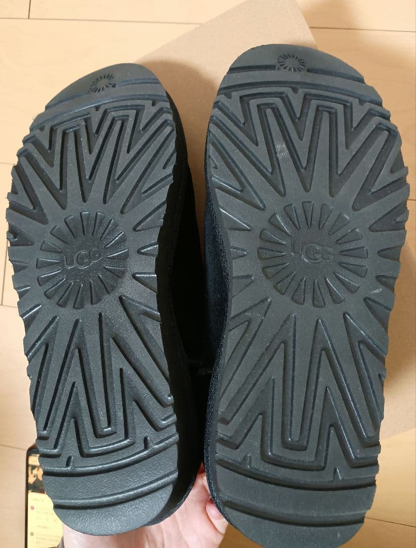 正規品ugg クラシックマイクロ　ブラック 25cm スリッポン黒