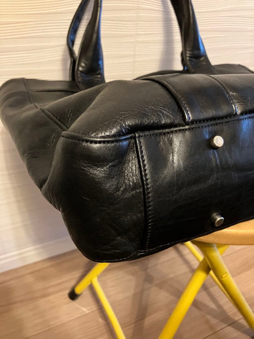 【値下】aniary　アニアリ　レザー　トートバッグ　A4可　ブラック　ビジネス