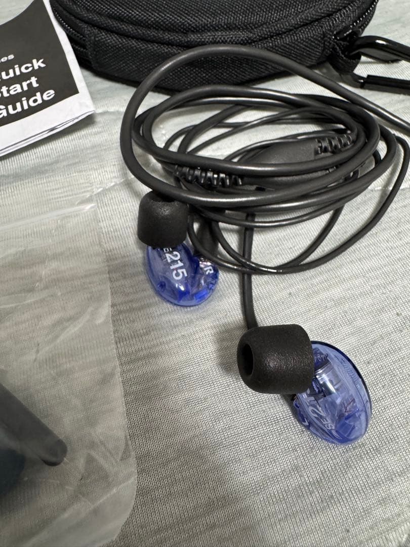 SHURE SE215 有線イヤホン 収納ケース付