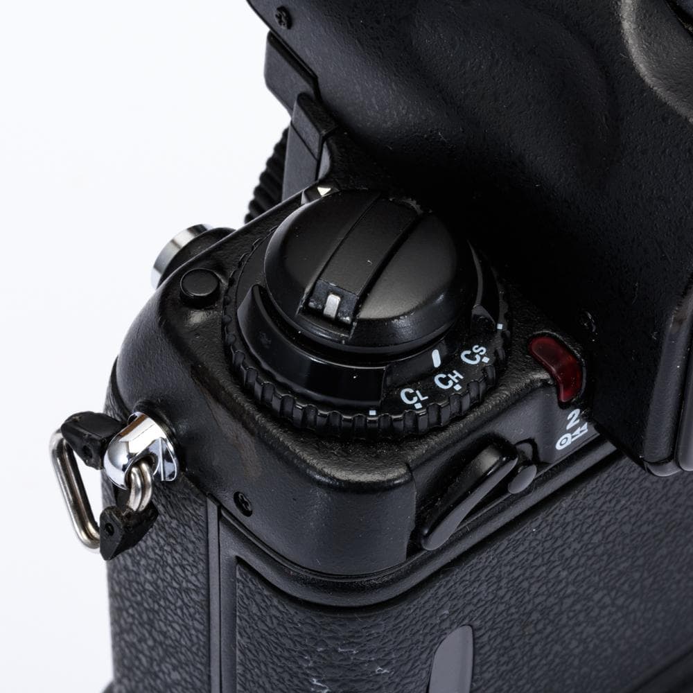 Nikon　F5　一眼レフ　フィルムカメラ　巻き上げ動作確認済み　防湿庫保管品