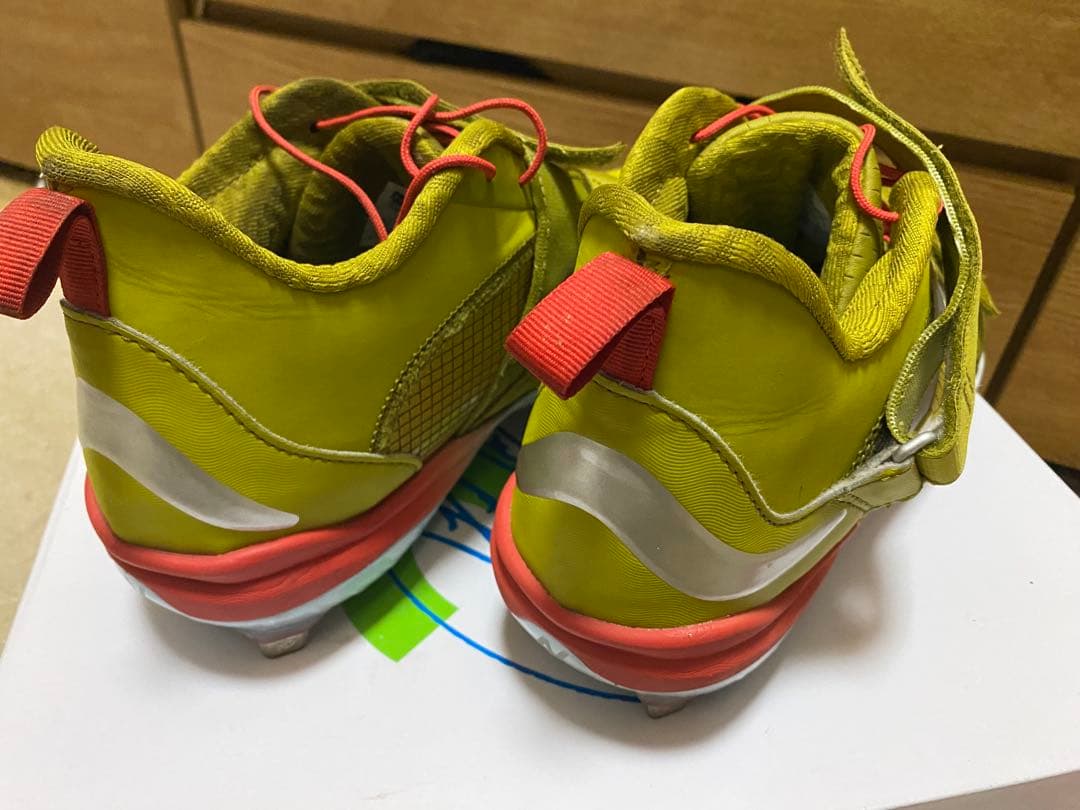 【日本未発売】美品リンドーアモデル/ニューバランス/野球スパイク【激レア】