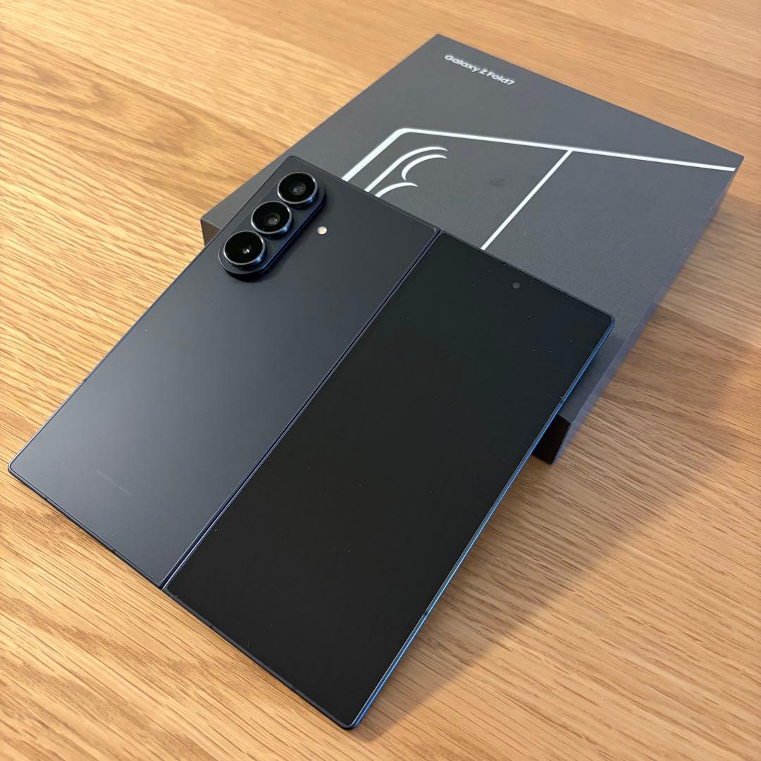 【極美品】Galaxy Z Fold7 Jetblack 256GB 本体箱付き