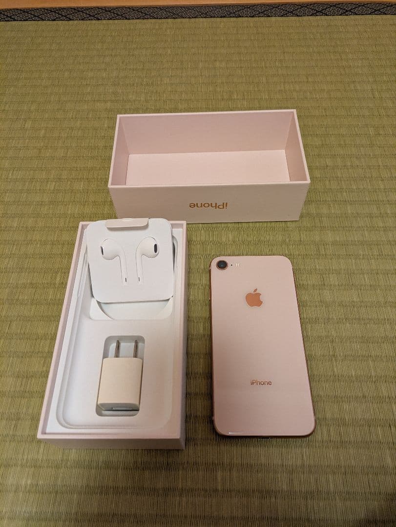 ジャンク品　iPhone8 256GB ピンク