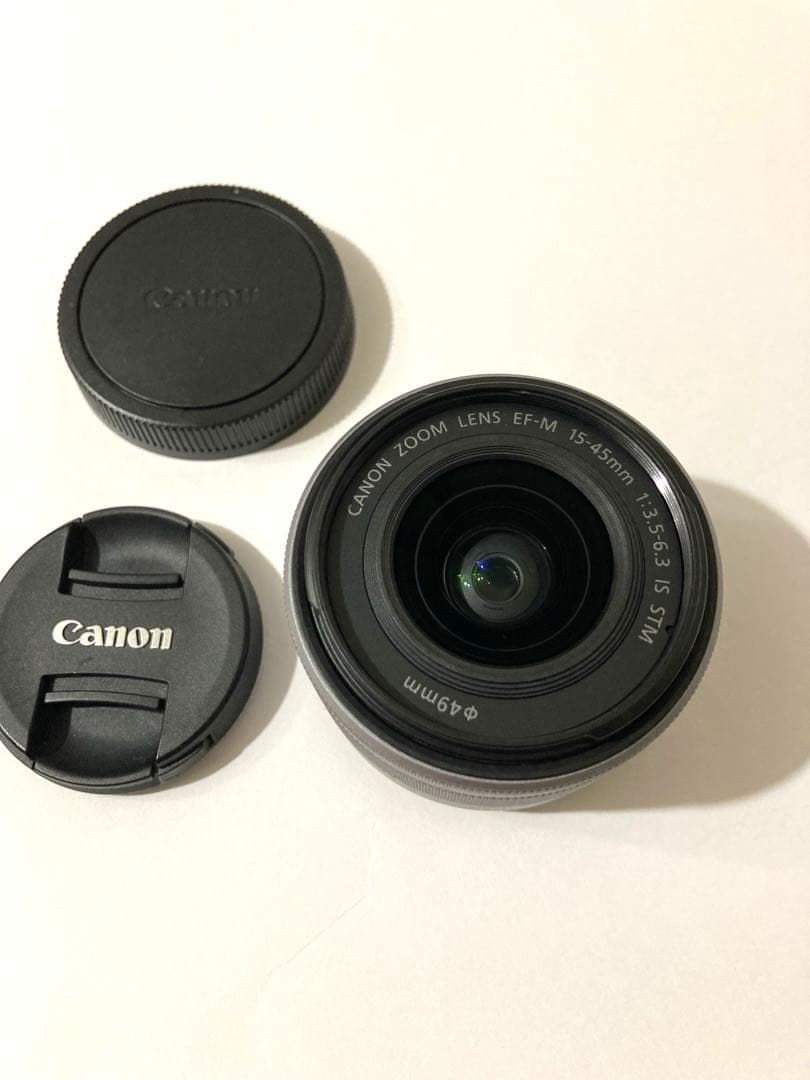 キヤノン EF-M15-45mm F3.5-6.3 IS STM シルバー