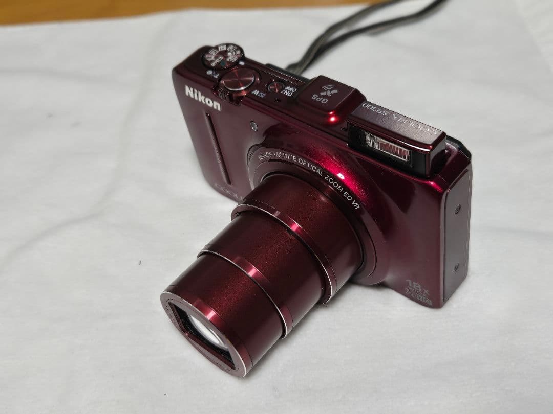 Nikon COOLPIX s9300 本体　バッテリー3個+USB充電器