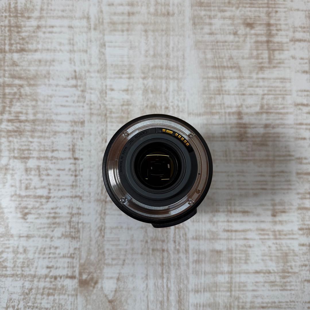 Canon キャノン　EF-S 18-135mm IS