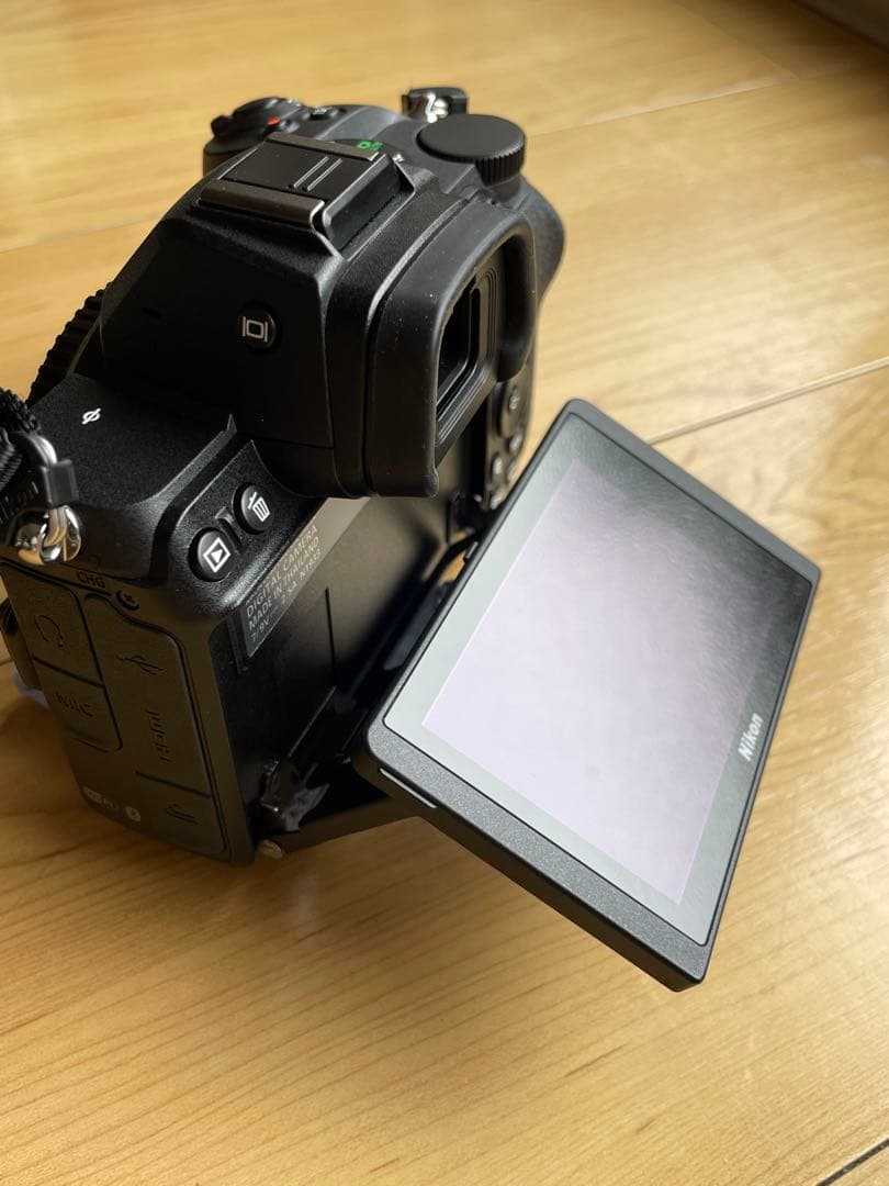 Nikon Z 5 フルサイズミラーレス一眼カメラボディ