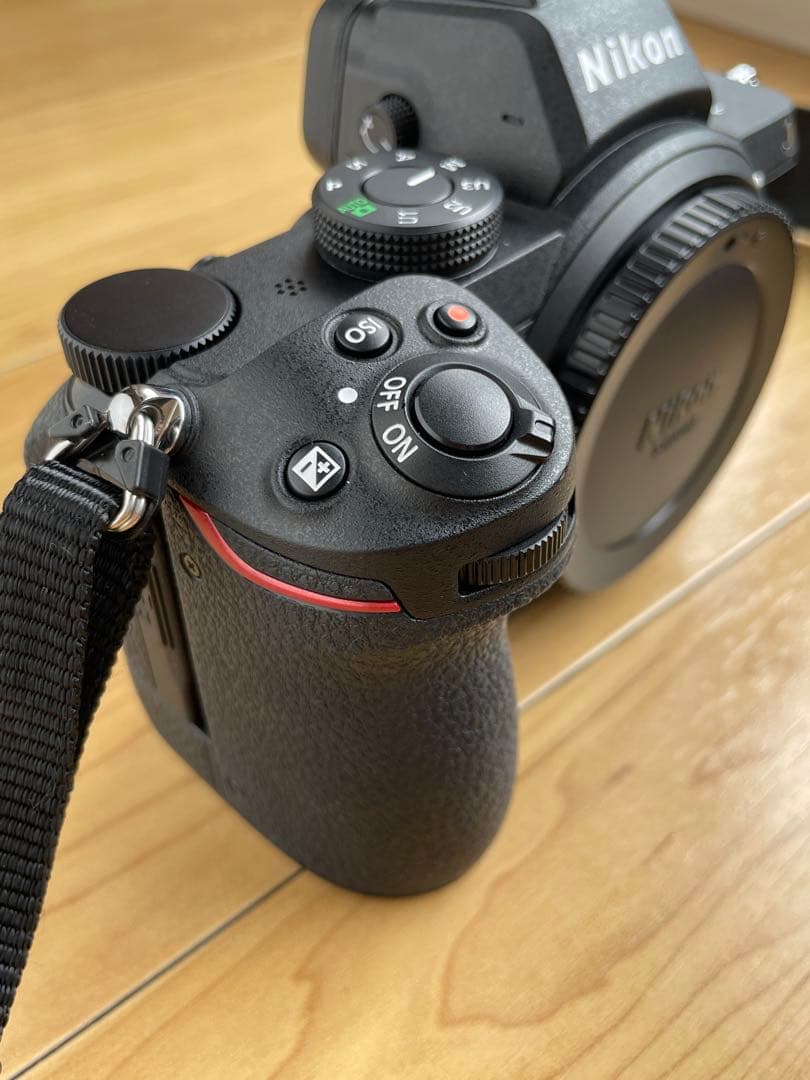 Nikon Z 5 フルサイズミラーレス一眼カメラボディ