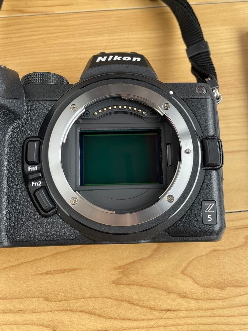 Nikon Z 5 フルサイズミラーレス一眼カメラボディ