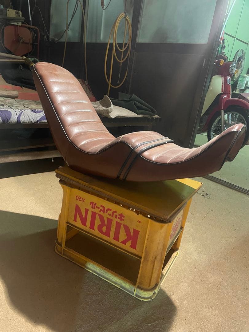 cbx400f ３段シート