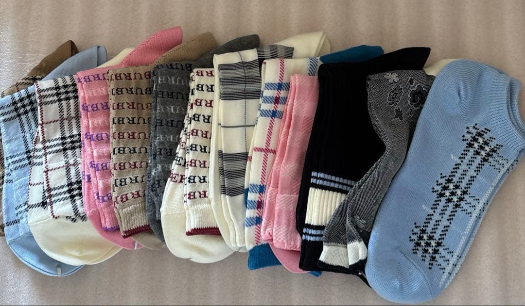 Burberry 靴下　13足セット