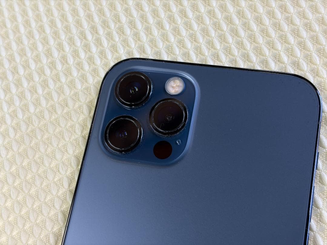 iPhone12PRO 256GB　動作確認済　中古極美品！