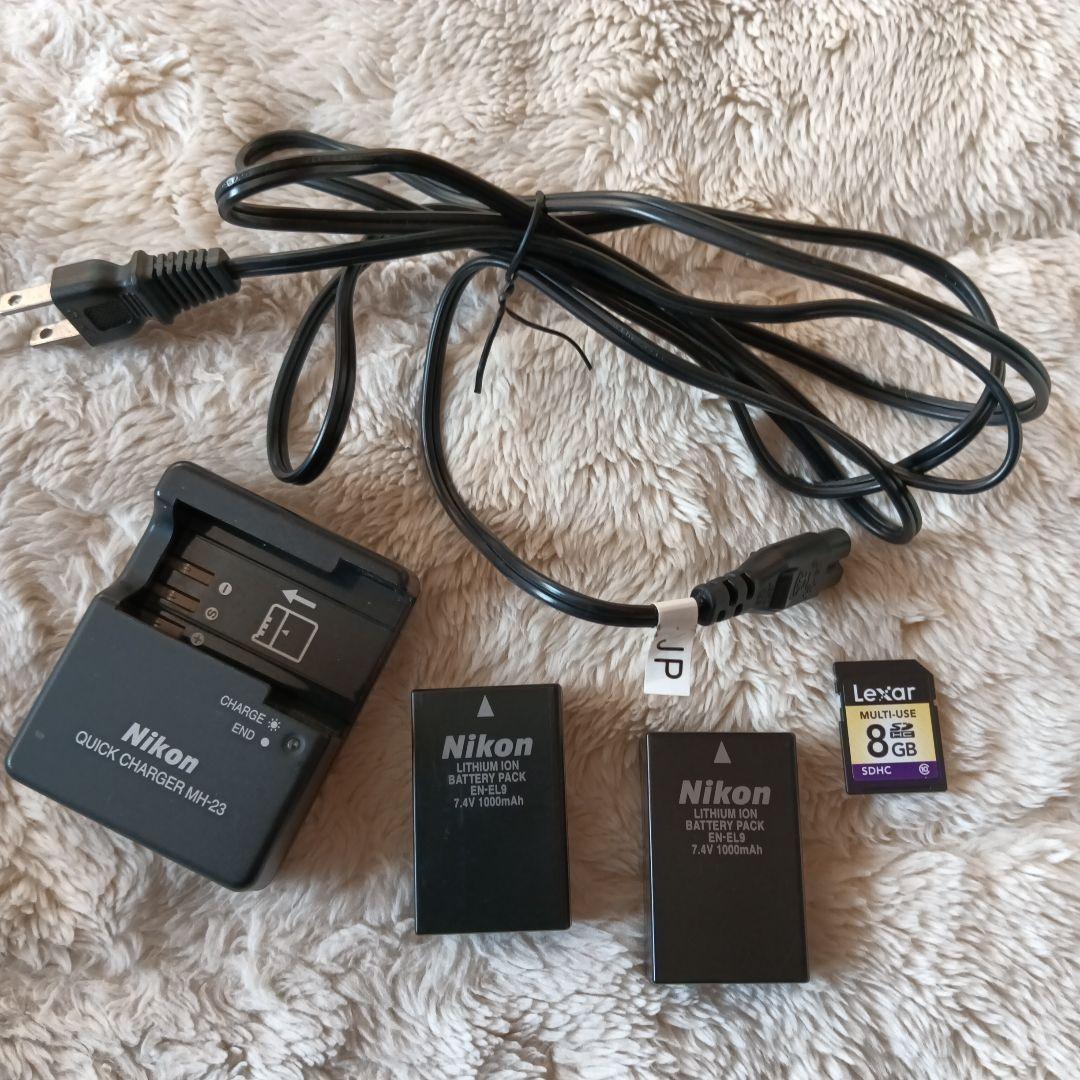 Nikon D40デジタル一眼レフ 18~55ミリ標準ズームセット[美品]