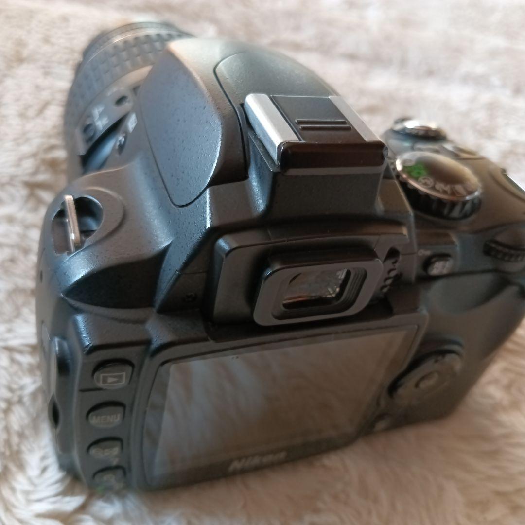 Nikon D40デジタル一眼レフ 18~55ミリ標準ズームセット[美品]