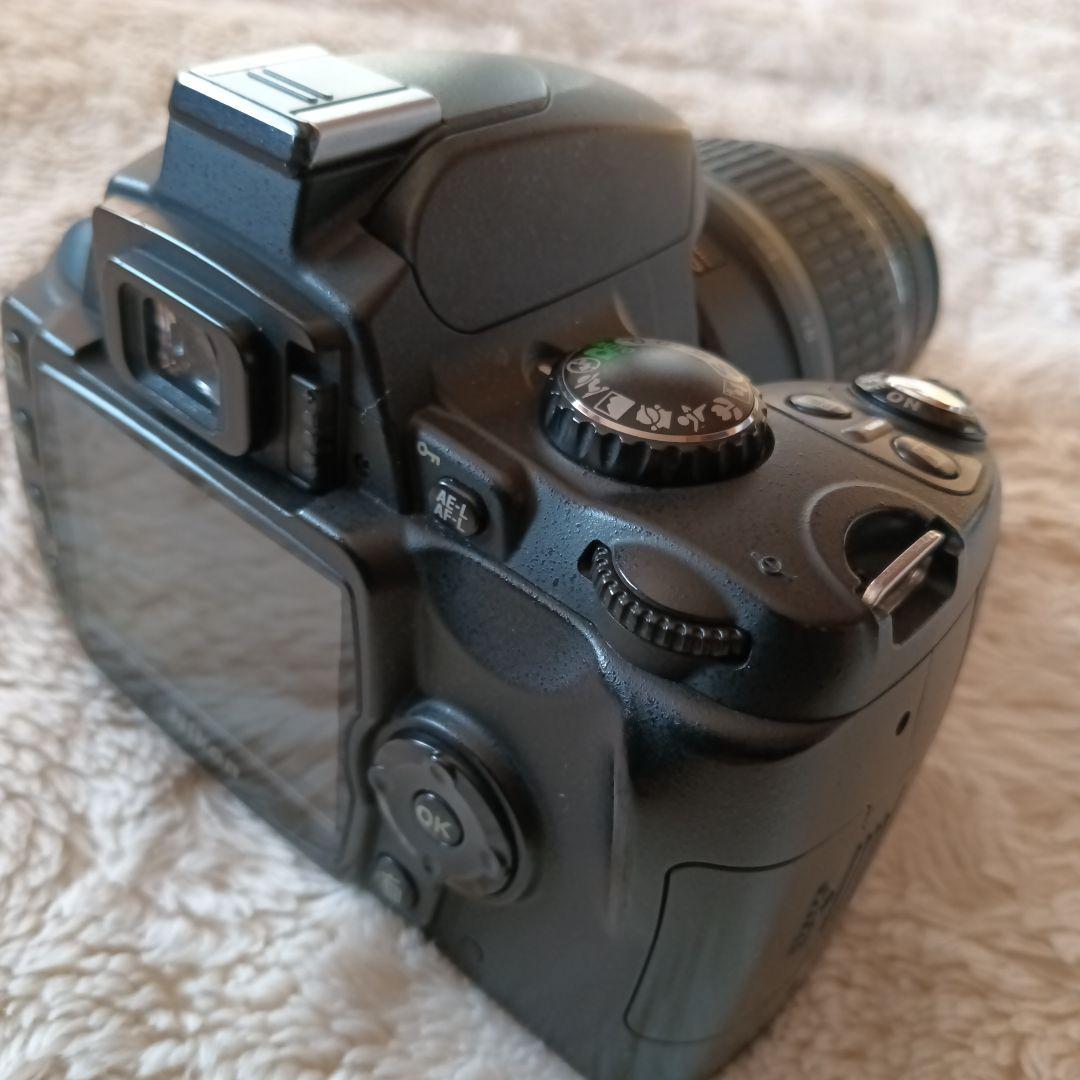 Nikon D40デジタル一眼レフ 18~55ミリ標準ズームセット[美品]