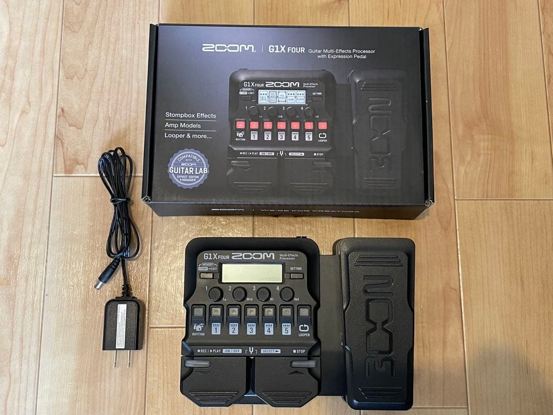 エレキギター用マルチエフェクター　zoom G1X FOUR ACアダプター付