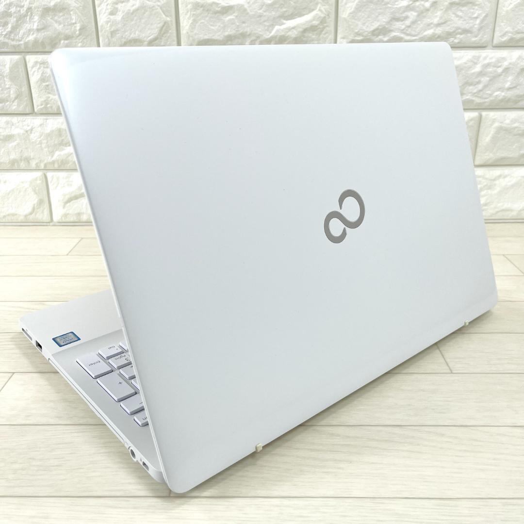 富士通 i7 新品SSD512 メモリ8GB Windows11 ノートパソコン