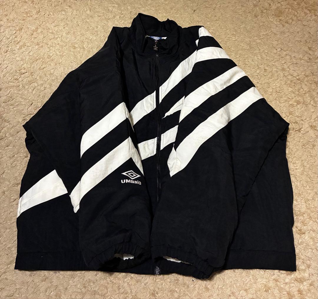 90s UMBRO ハイネック中綿ジャケット【最高デザイン】超レア