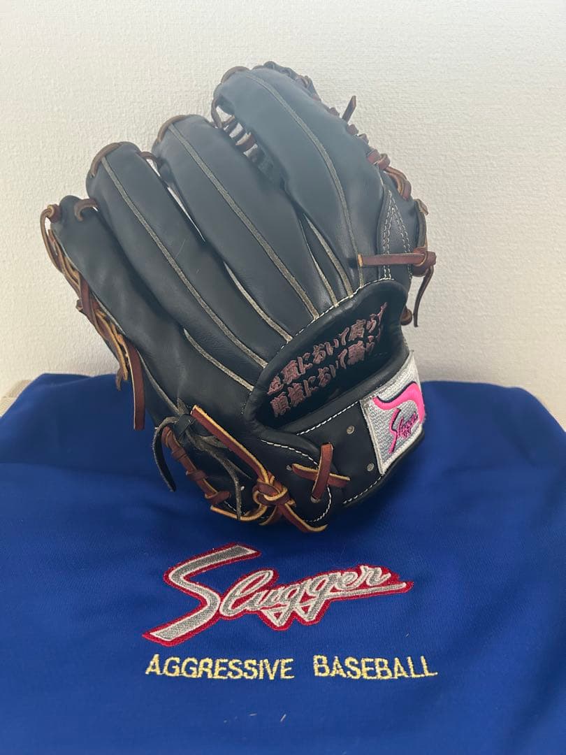 未使用　Slugger 野球　黒グローブ　硬式