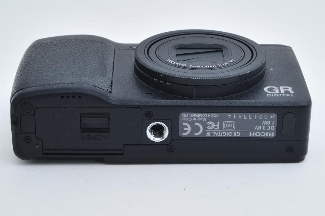 リコー RICOH GR DIGITAL Ⅳ ≪シャッター1700回≫