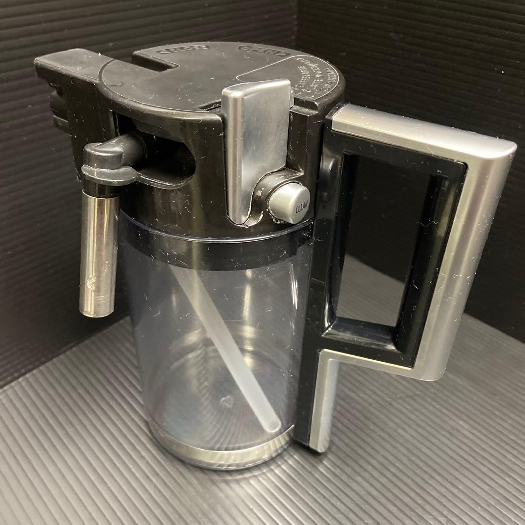 k*a様 デロンギ エスプレッソマシン ペルフェクタ カプチーノ ESAM550