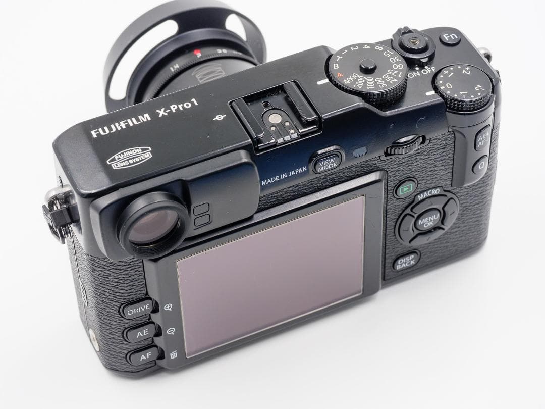 【美品】Fujifilm X-Pro1 ミラーレス一眼と35mm f1.4レンズ