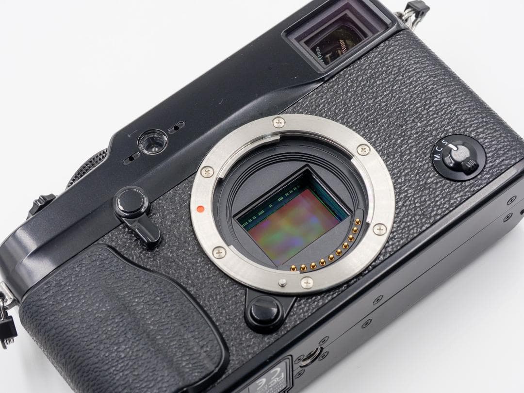 【美品】Fujifilm X-Pro1 ミラーレス一眼と35mm f1.4レンズ