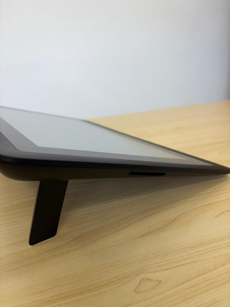 Wacom Cintiq16 DTK1660K1D ペンタブレット イラスト