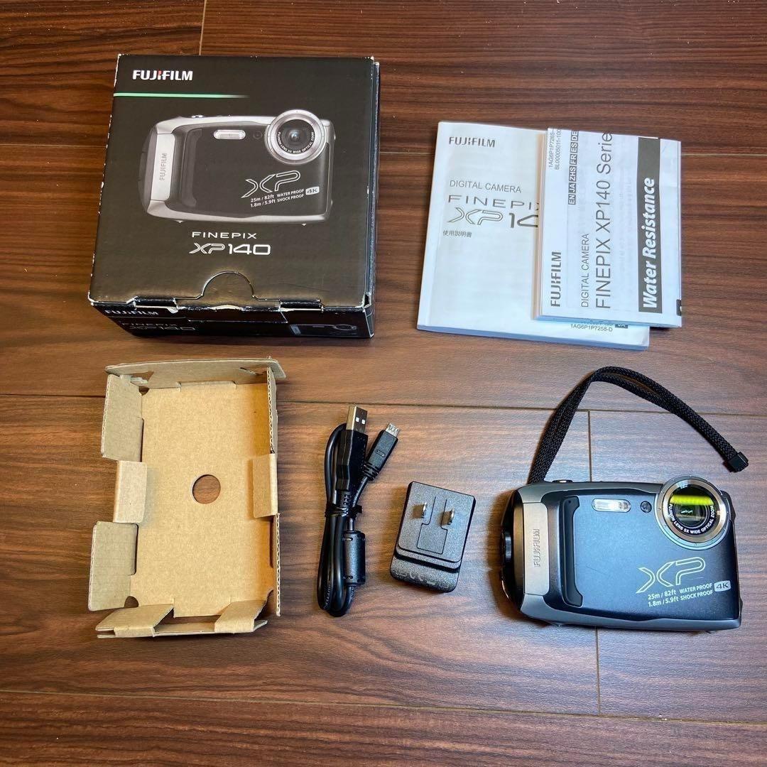 FUJI FILM FinePix XP140 デジカメ ほぼ新品 3363