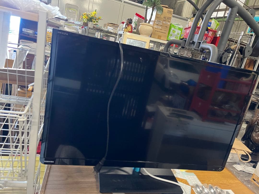 TOSHIBA 液晶カラーテレビ