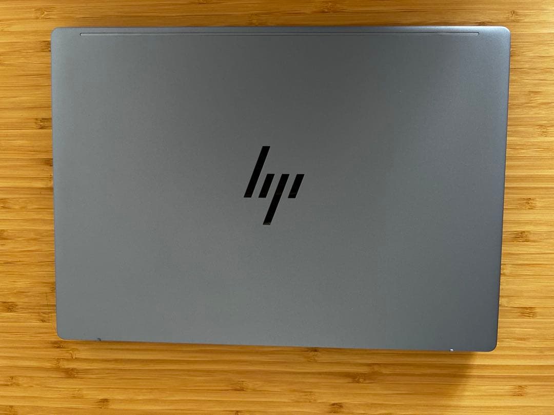 HP Pavilion Aero Laptop 13bg (16GB ブルー)