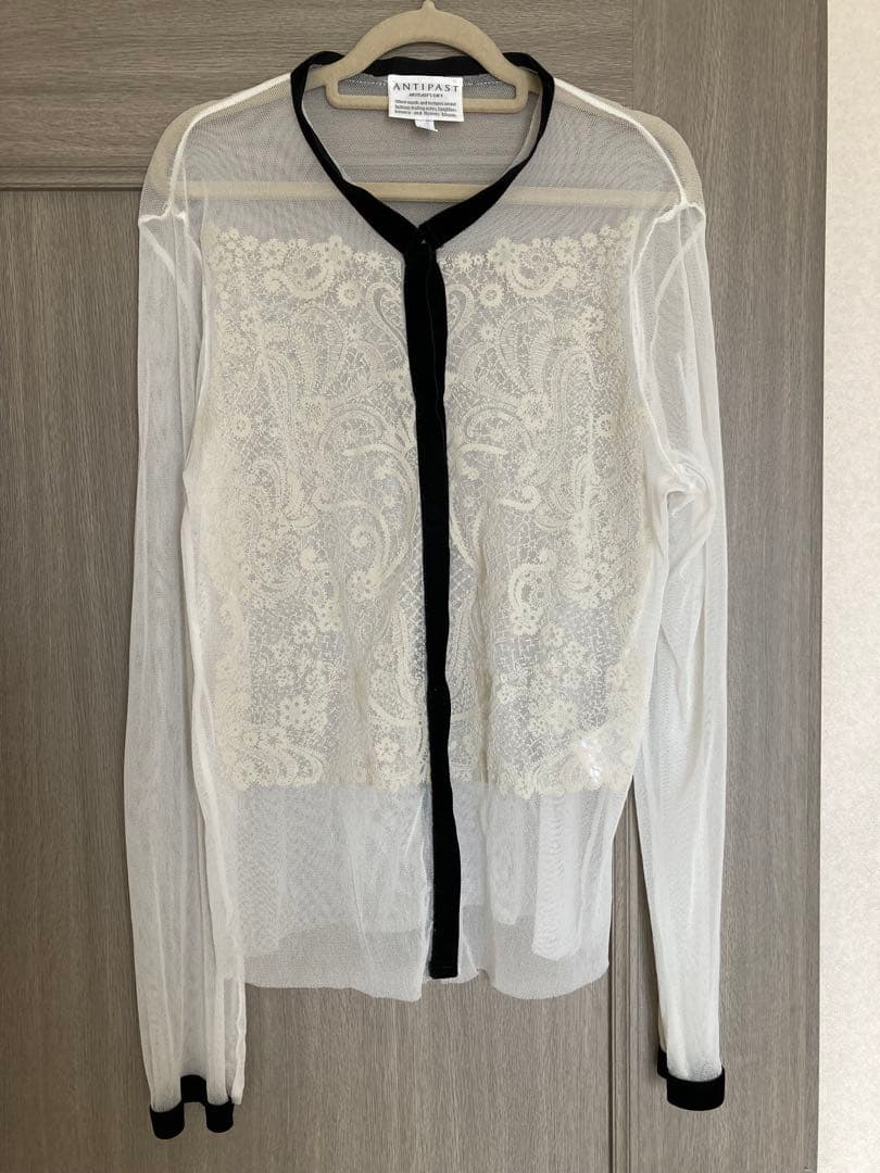 アンティパスト　フロッキーカーディガン　ホワイト