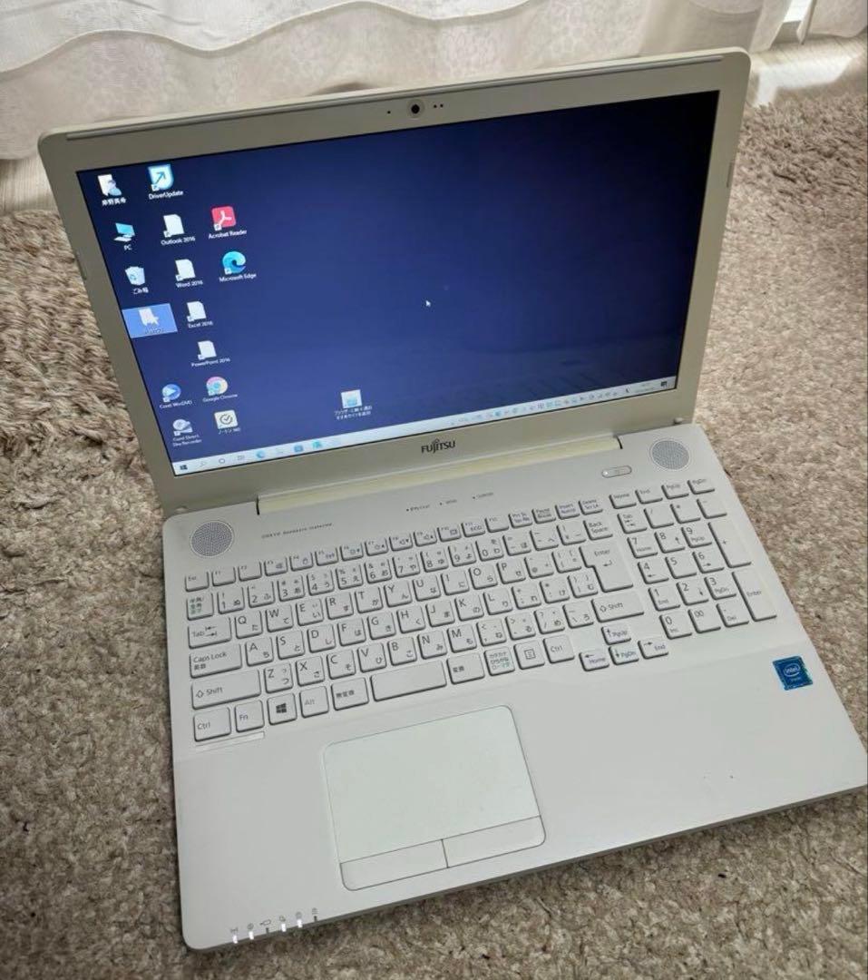 ノートパソコン PC 富士通 LIFEBOOK AH42/Y プレミアムホワイト