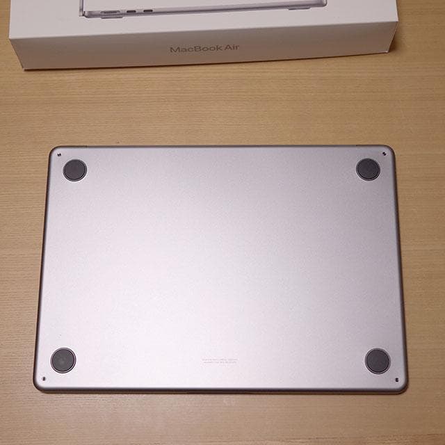 【コバっち】MacBook Air M3 24GB 2TB 13インチ