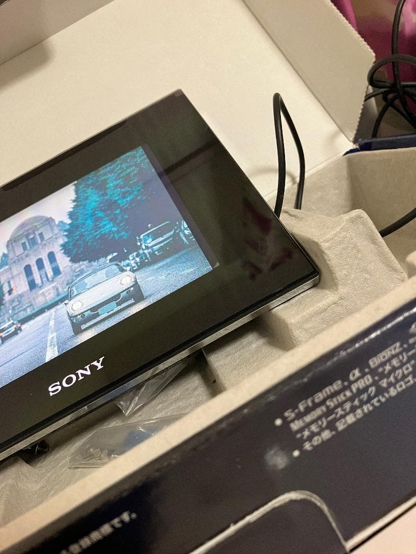 SONY  DPF-XR80黒　HDMI接続で動画大映し