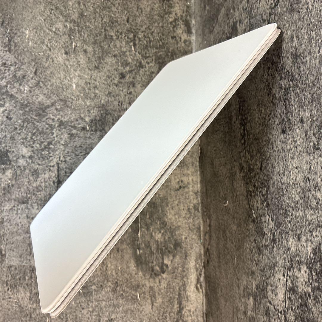 iPad マジックキーボード　アップル　MJQL3J/A A2480 美品