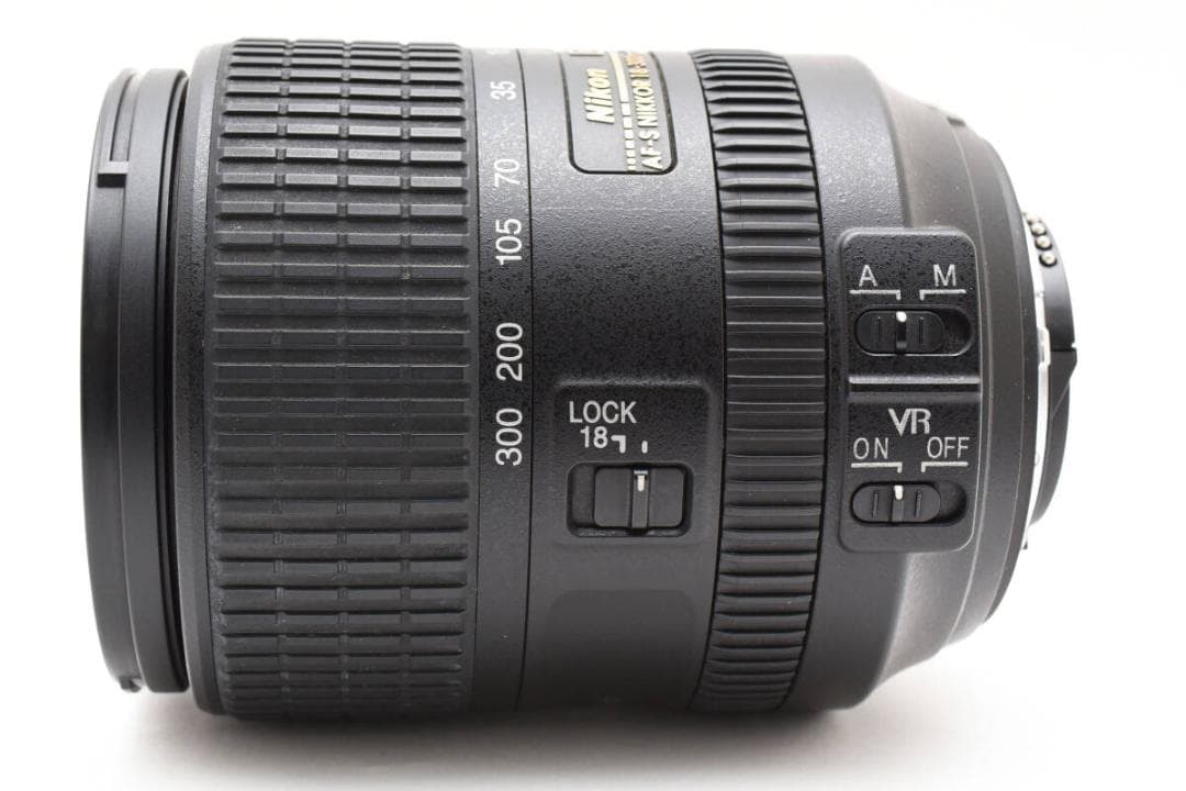 ★ Nikon AF-S DX 18-300mm F3.5-6.3G ED VR