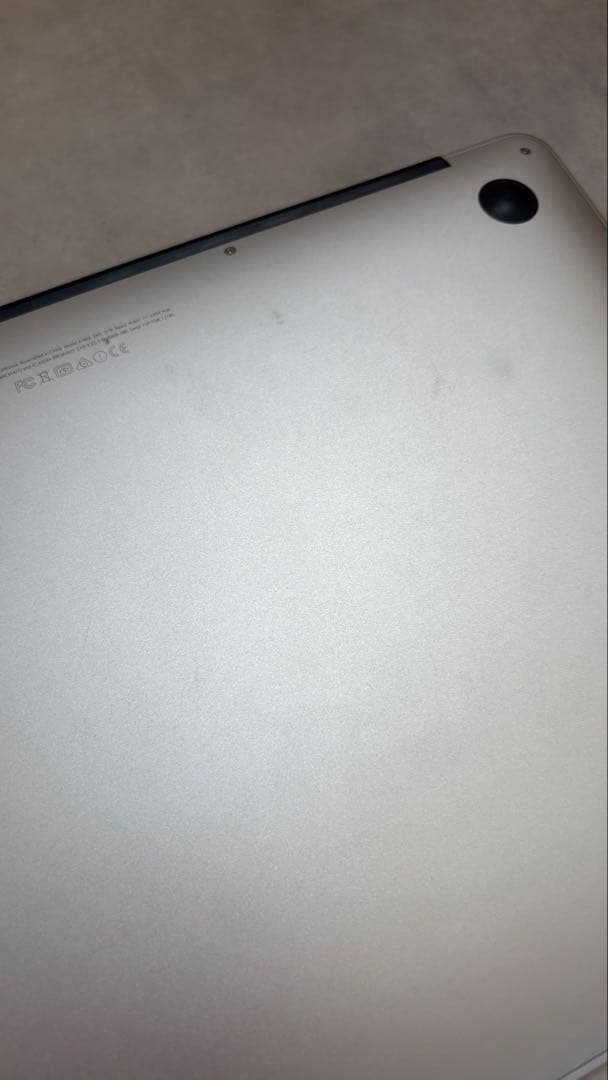 MacBook Air 13インチ 2017 i5 8GB 256GB