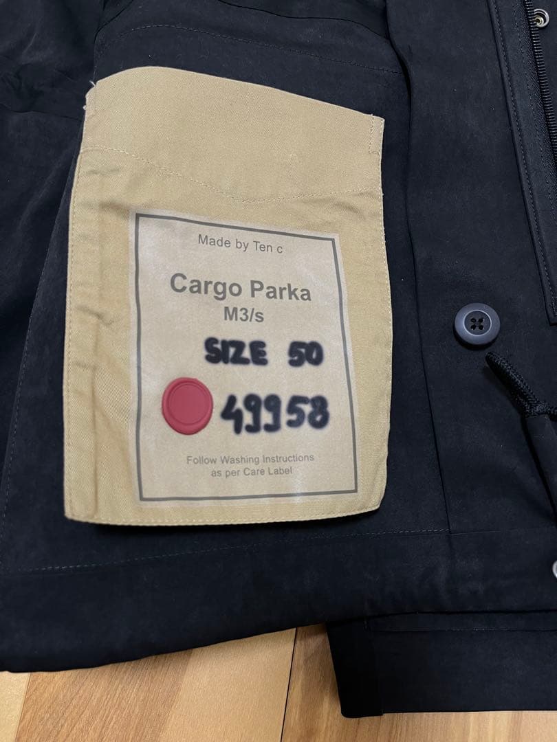新品未使用187.000円　TenC CARGO PARKA
