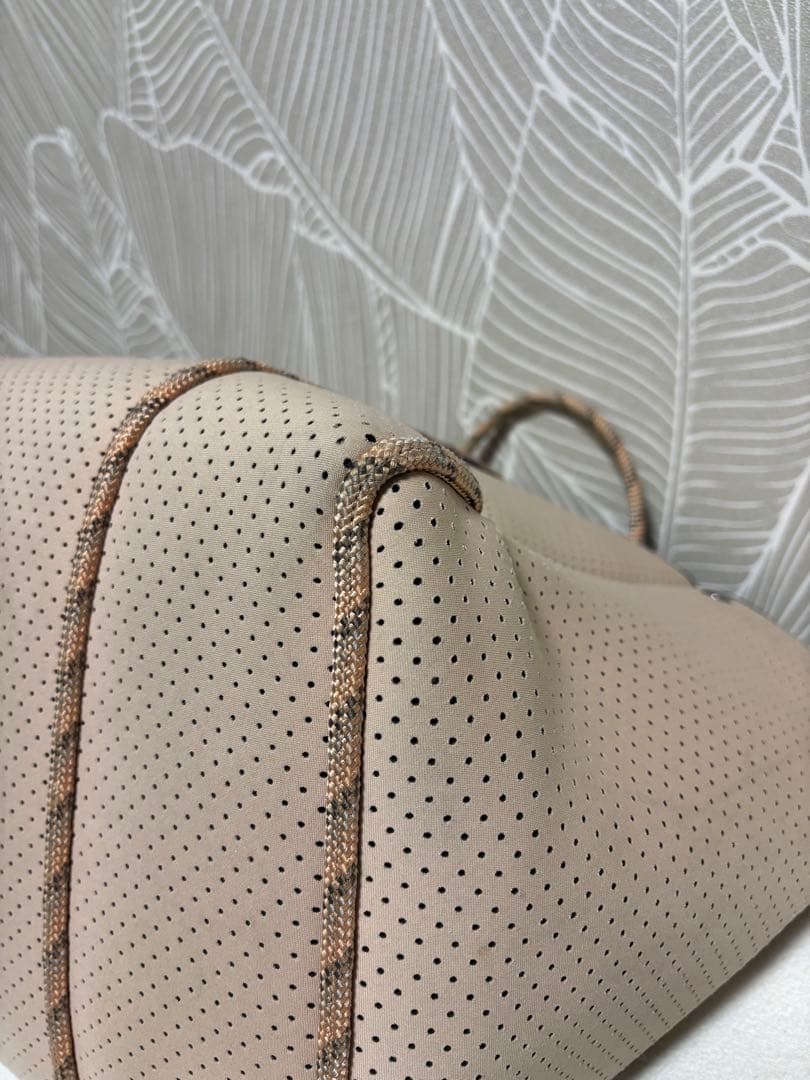 STATE OF ESCAPE ピンクベージュ マザーズバッグ　ポーチつき