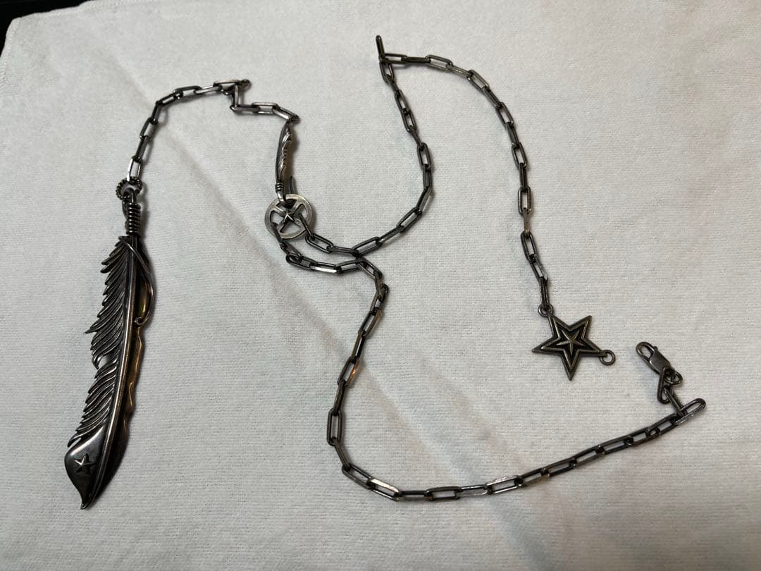 NO ID. ネックレス シルバービッグフェザーロザリオ