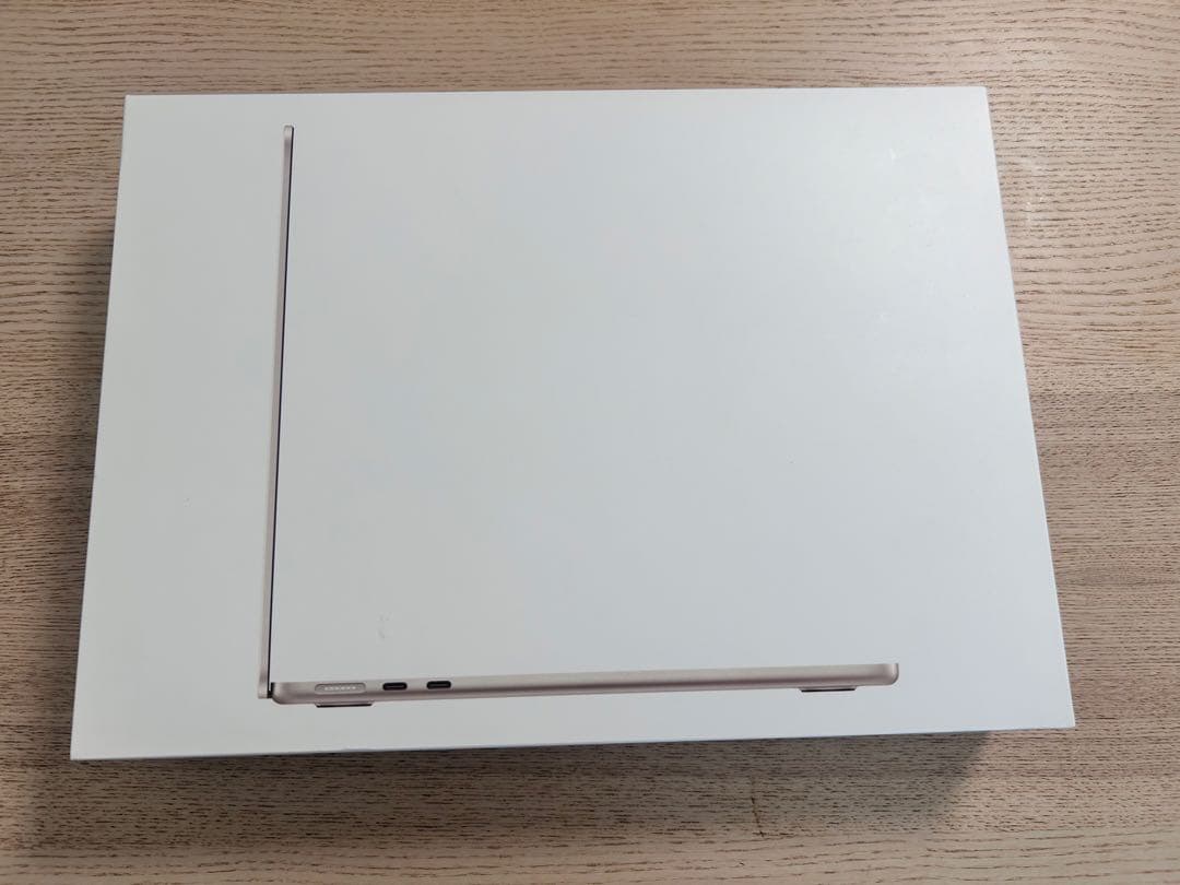 MacBook Air 13インチ　2022年 256GB