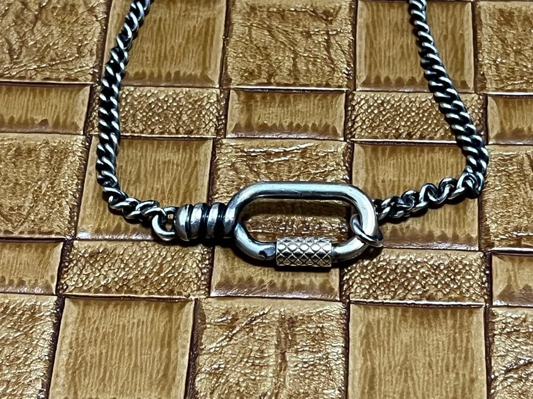 0*0様 ボッテガヴェネタ　イントレチャート刻印　カラビナ風ネックレス　/シルバ