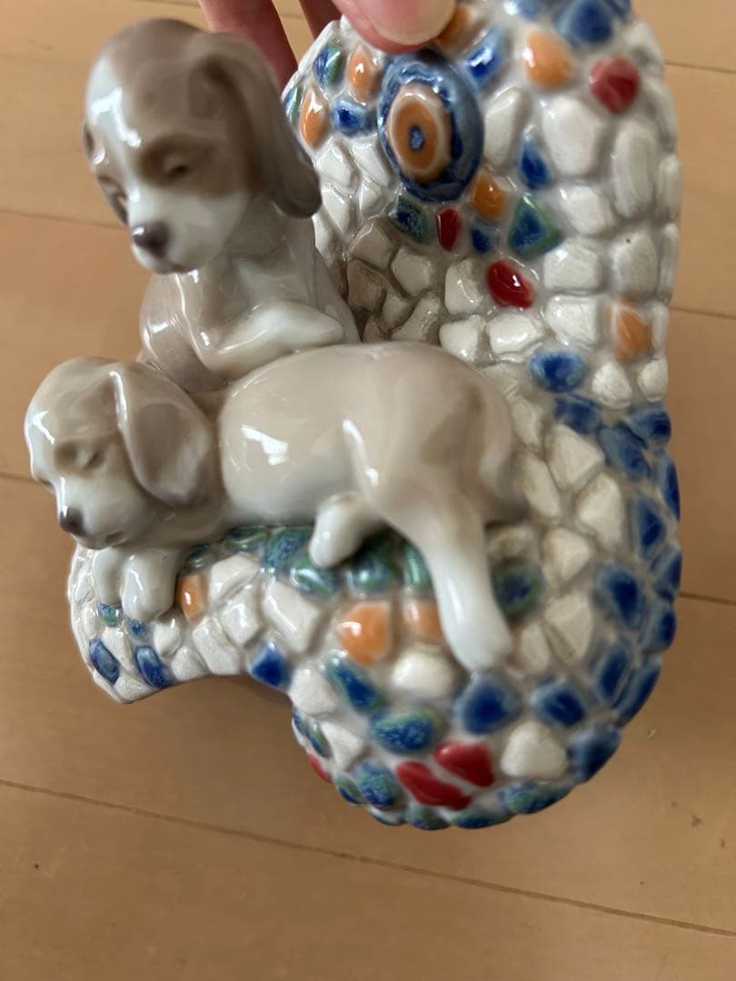 絶版リヤドロ バルセロナの仔犬 フィギュリン
