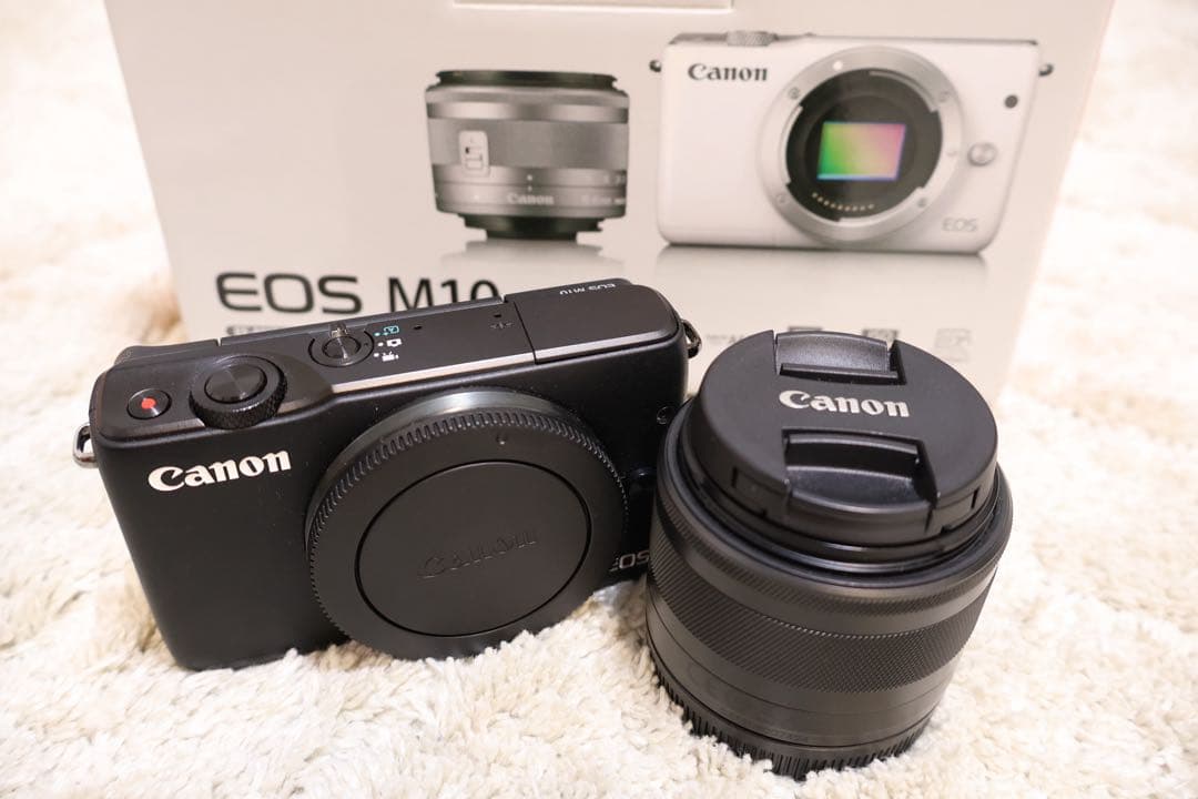 【美品】Canon EOS M10 ミラーレスカメラ 付属レンズ付き