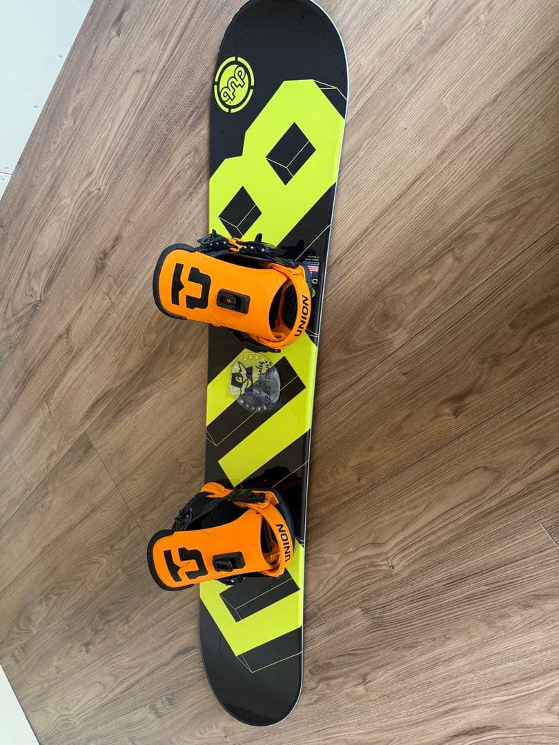スノーボード 板130cm＋UNION ジュニア用ビンディング セット