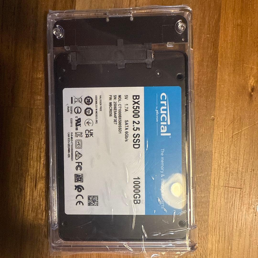 Crucial BX500 2.5 SSD 1000GB + 外付けケース