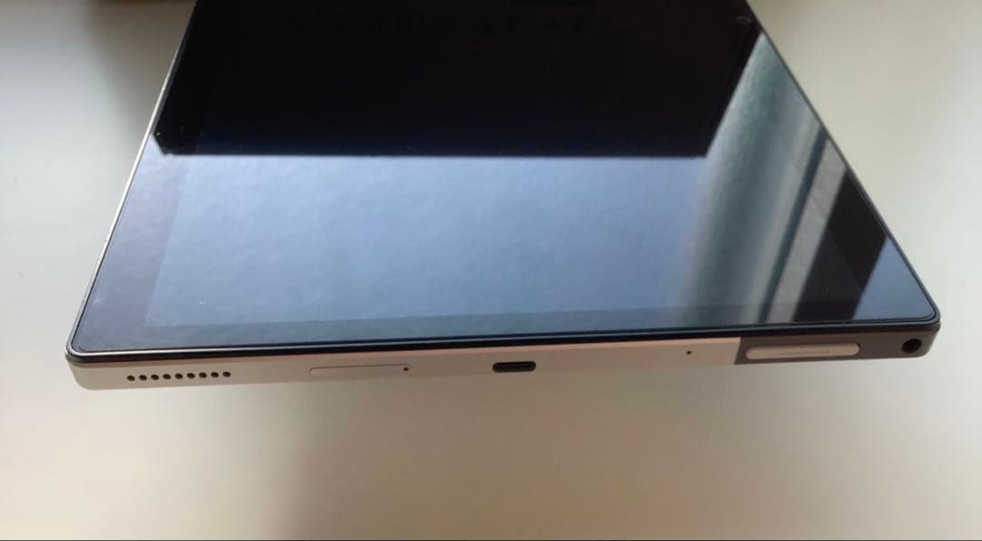 再値下げ】Wacomペン付Z会専用タブレット第2世代本体【箱・ペン・おまけ付】