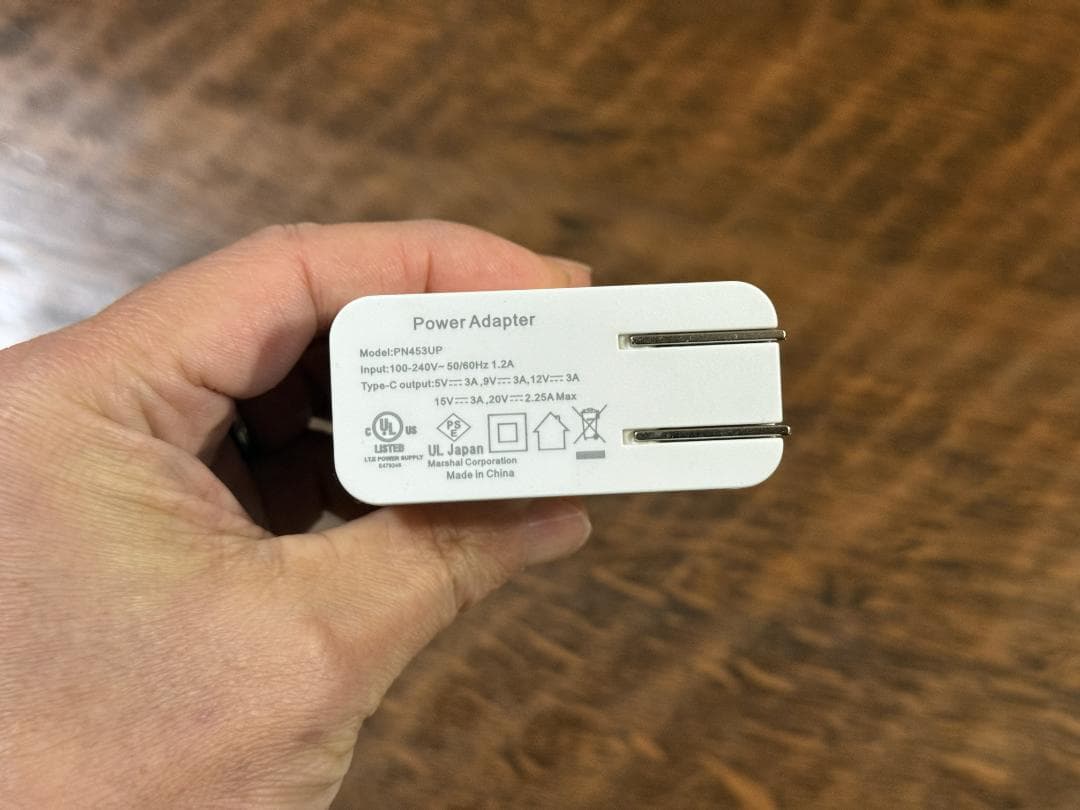 【極美品】CHUWI MiniBook Core m3-8100Y／8／256